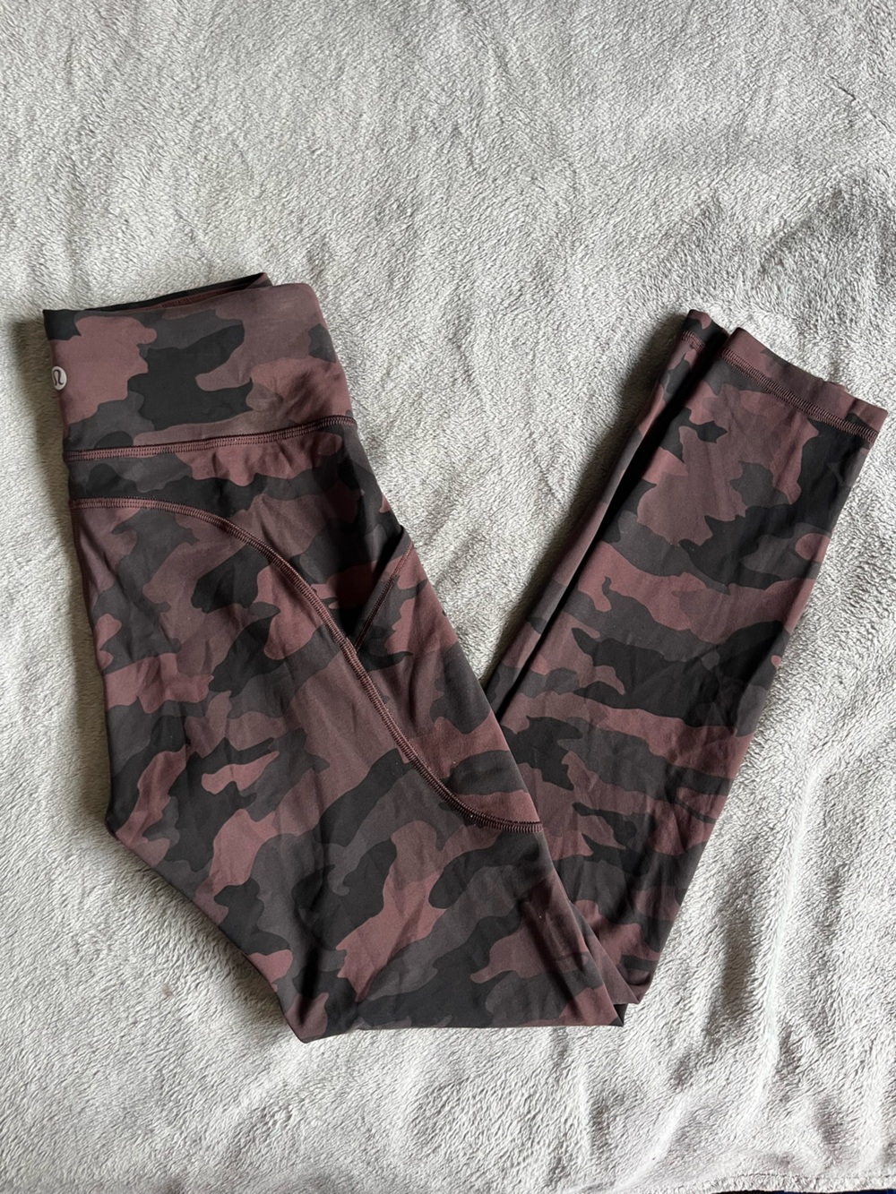 Lululemon Invigorate Leggings 25” size 4 in Heritage 365 Camo Brown Earth Multi